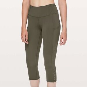 Lululemon Fast & Free Crop II *Nulux 19" - Size 4